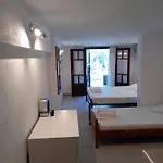 Apartment Petradaki Mola Kalyva