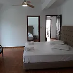 Apartment Petradaki Mola Kalyva