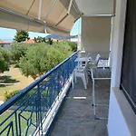 Petradaki *