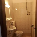 Petradaki Mola Kalyva