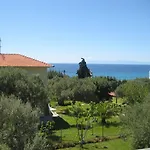 Petradaki Apartment *