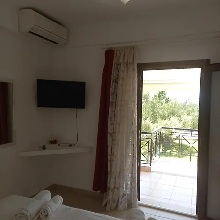 Petradaki *