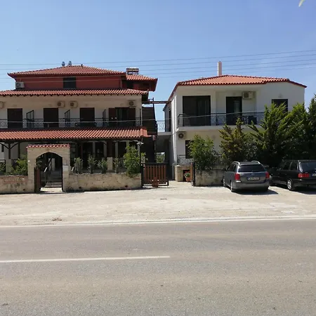 Petradaki * Mola Kalyva