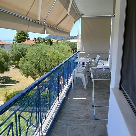 Petradaki *