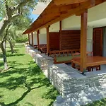 Petradaki * Μόλα Καλύβα