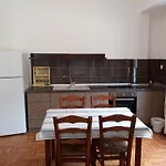Petradaki Διαμέρισμα *