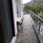 Petradaki Διαμέρισμα Μόλα Καλύβα